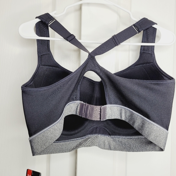 UNDER ARMOUR Women's 38DD High-Impact SPORTS BRA Gray/Black Support NWT - Picture 6 of 6